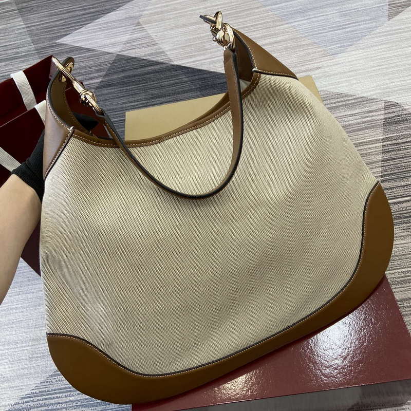 Gucci 815924 Gucci B Medium Shoulder Bag Natural cotton linen canvas Brown