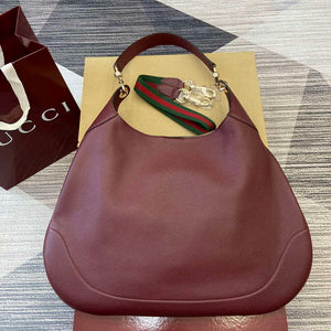 Gucci 815924 Gucci B Medium Shoulder Bag Wine red - Default Title - View 1