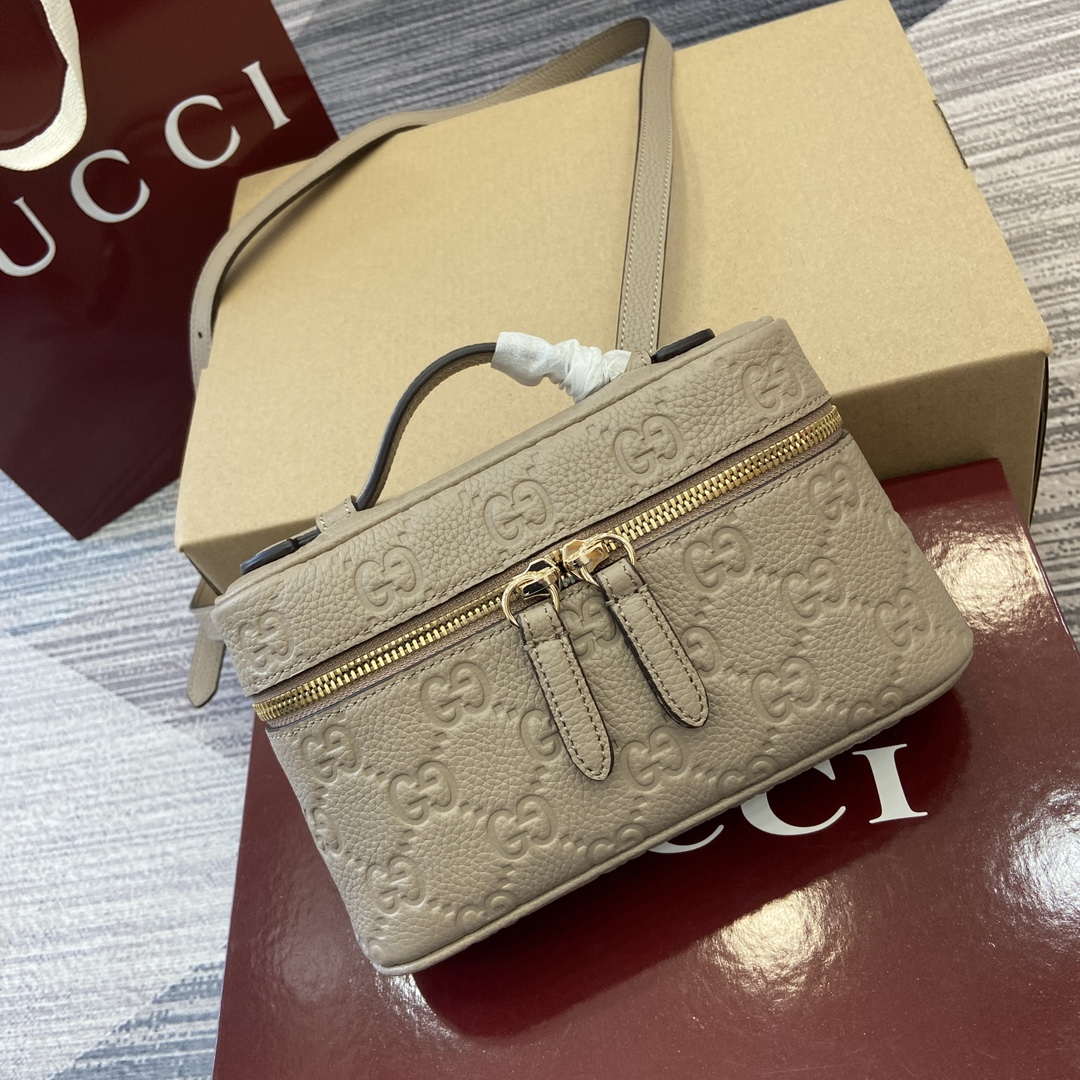 Gucci 815949 GG Emblem super mini bag Apricot - Default Title - View 6