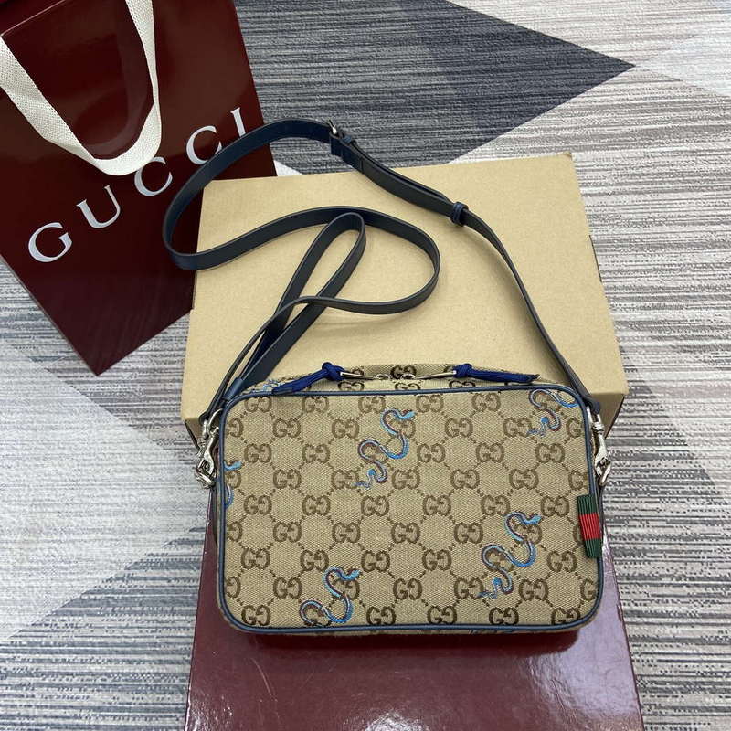 Gucci 817771 Small Embroidered Snake Crossbody Bag Apricot cloth