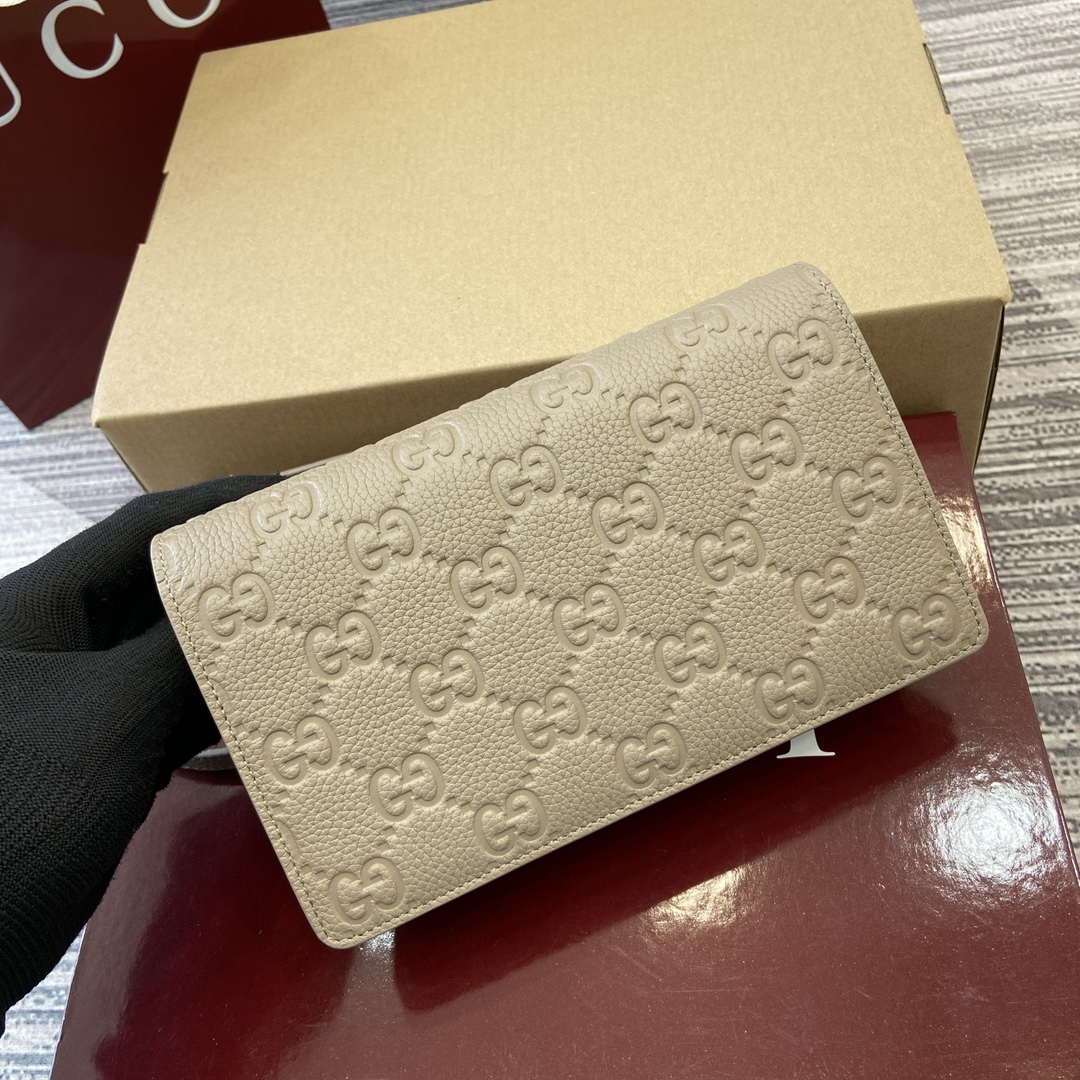 Gucci 818705 GG Emblem super mini shoulder bag Taupe