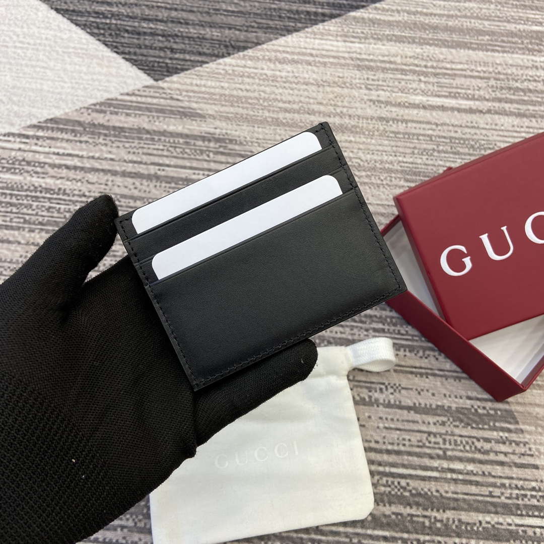 Gucci 818952 GG Emblem card case Black Leather