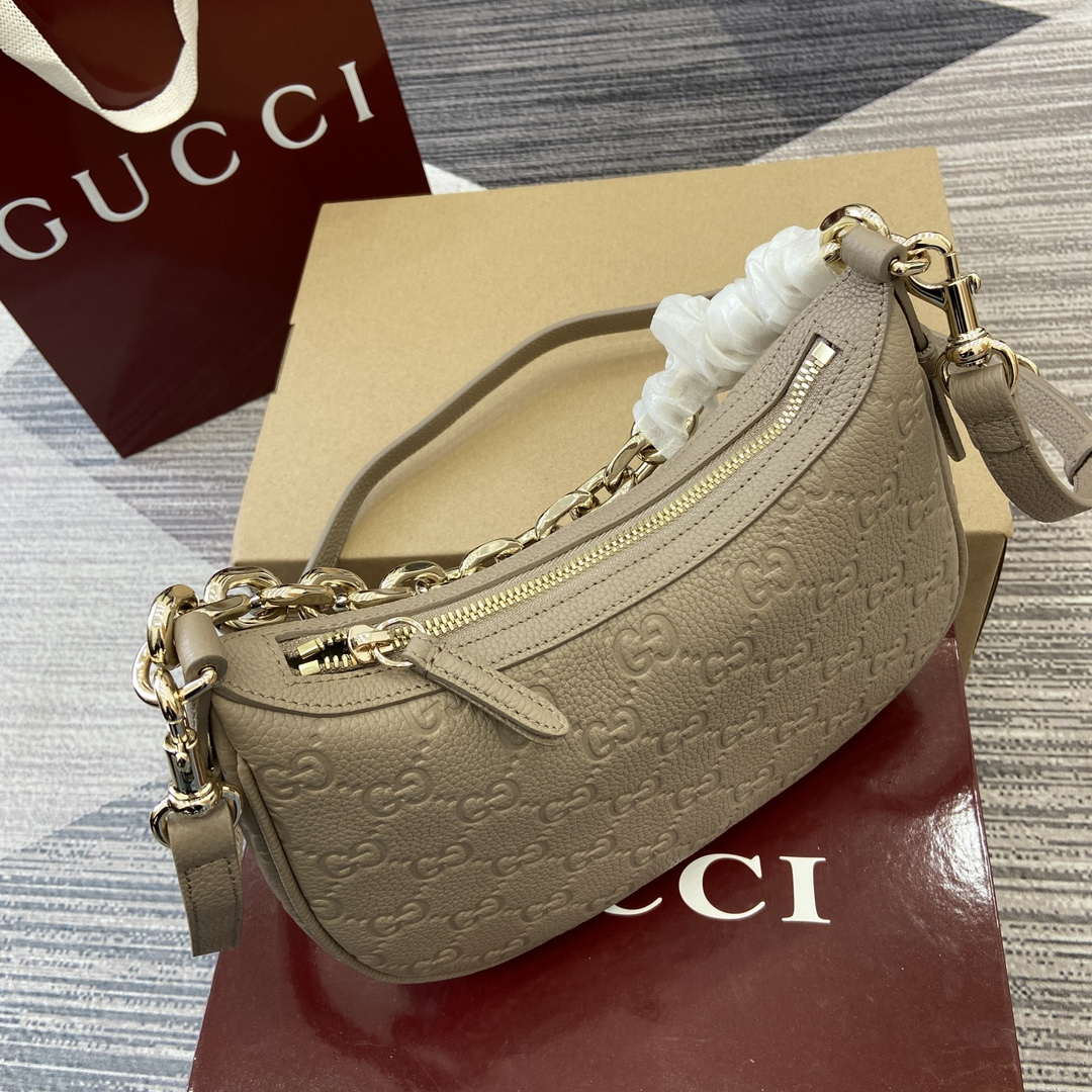 Gucci 820453 GG Emblem Medium Shoulder bag Apricot - Default Title - View 4