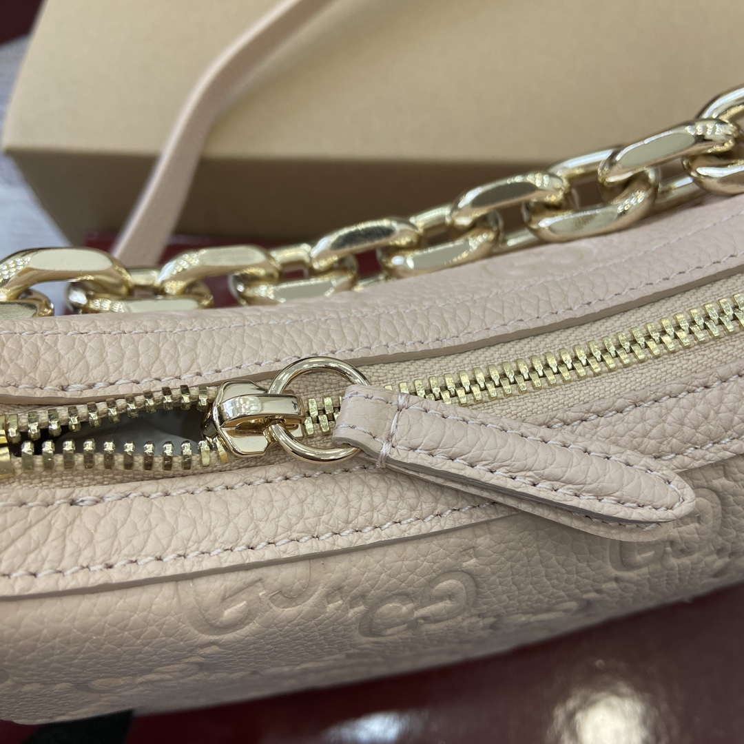 Gucci 820453 GG Emblem Medium Shoulder bag Beige - Default Title - View 5
