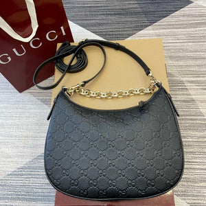 Gucci 820453 GG Emblem Medium Shoulder bag Black - Default Title - View 2