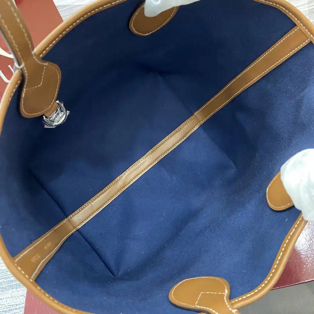 Gucci 820496 Gucci Totissima Small tote bag Navy Blue & Brown