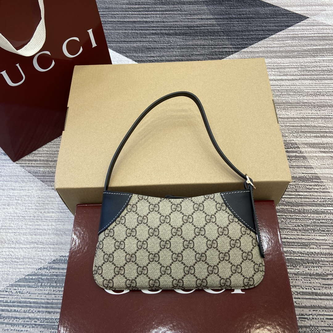 Gucci 820696 GG Emblem super mini shoulder bag Beige and Black