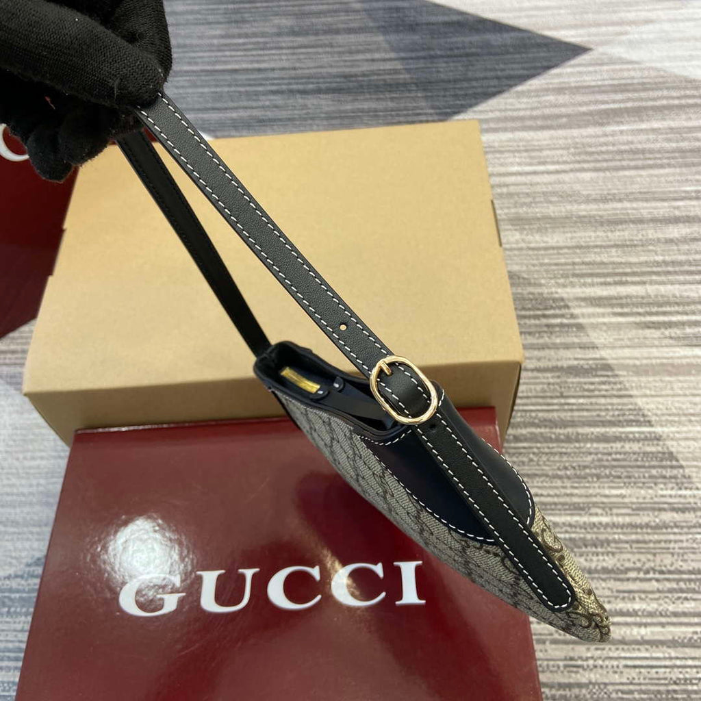 Gucci 820696 GG Emblem super mini shoulder bag Beige and Black