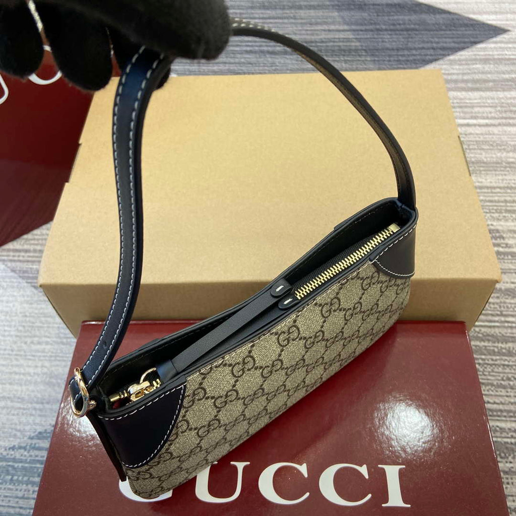 Gucci 820696 GG Emblem super mini shoulder bag Beige and Black