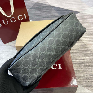 Gucci 821154 GG Emblem medium crossbody bag Black - Default Title - View 7