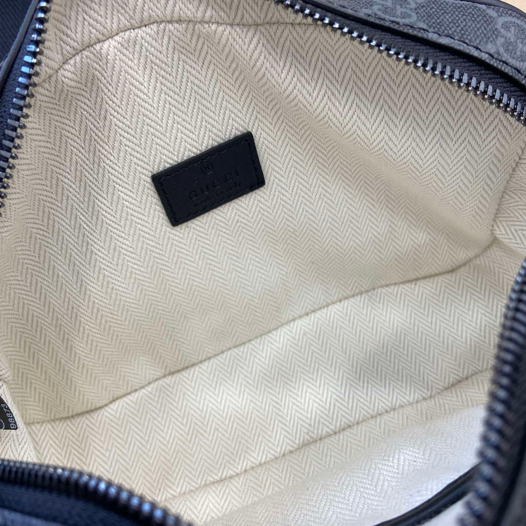 Gucci 821155 GG Emblem small crossbody bag Black