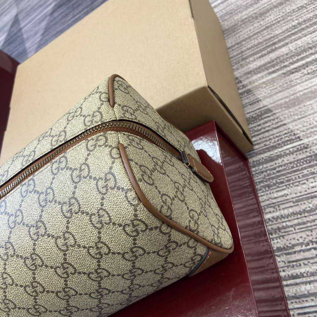 Gucci 821163 GG Emblem medium toiletry case Beige and dark brown