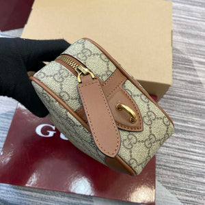 Gucci 821164 GG Emblem small toiletry case Beige and dark brown - Default Title - View 3