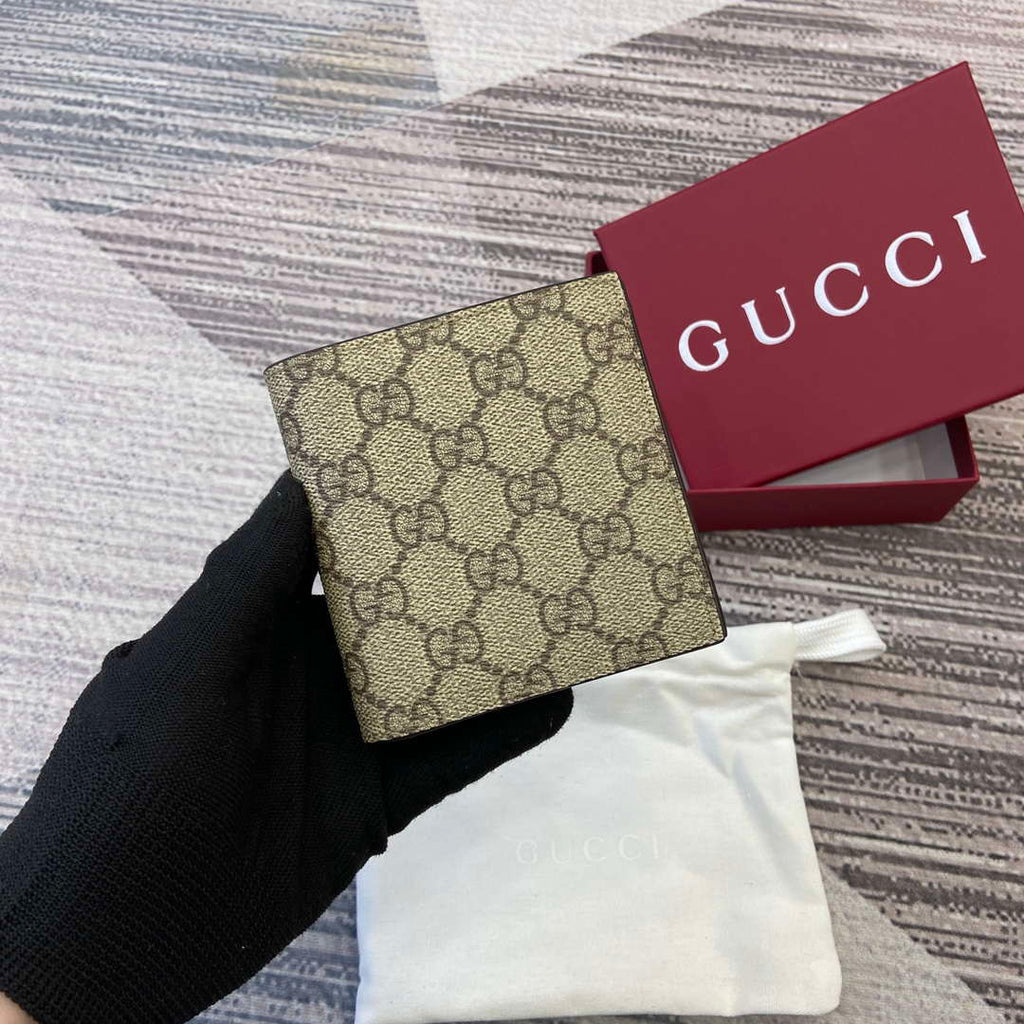 Gucci 821206 GG Emblem bi-fold wallet Beige and dark brown