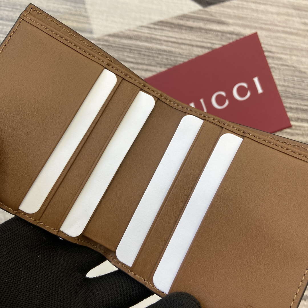 Gucci 821206 GG Emblem bi-fold wallet Beige and dark brown - Default Title - View 8