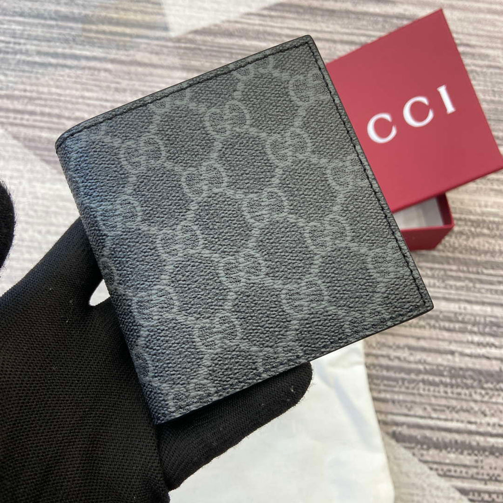 Gucci 821206 GG Emblem bi-fold wallet Black