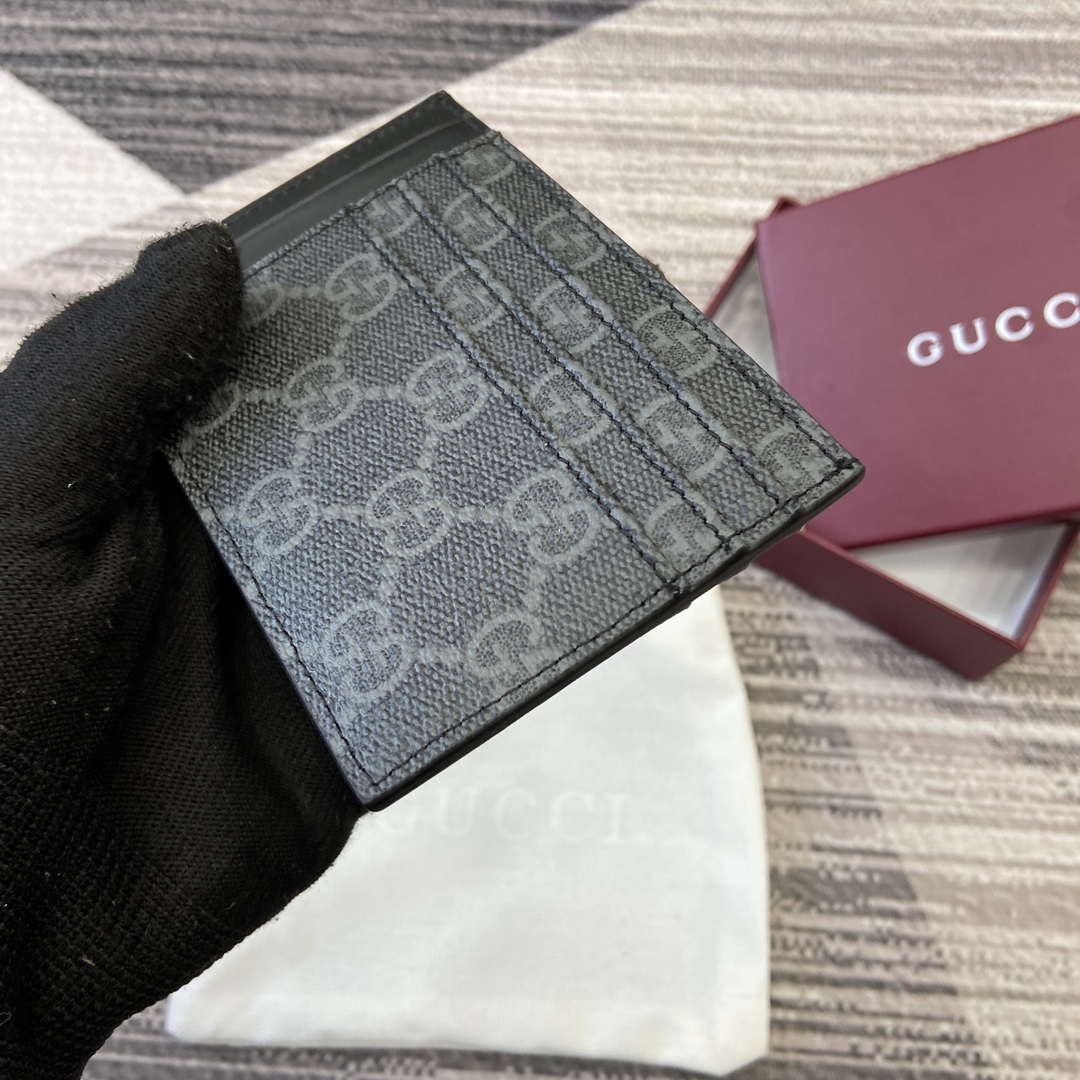 Gucci 821208 GG Emblem card case Black