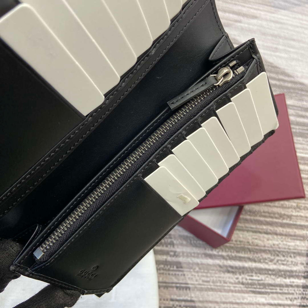 Gucci 821213 GG Emblem Black mini wallet