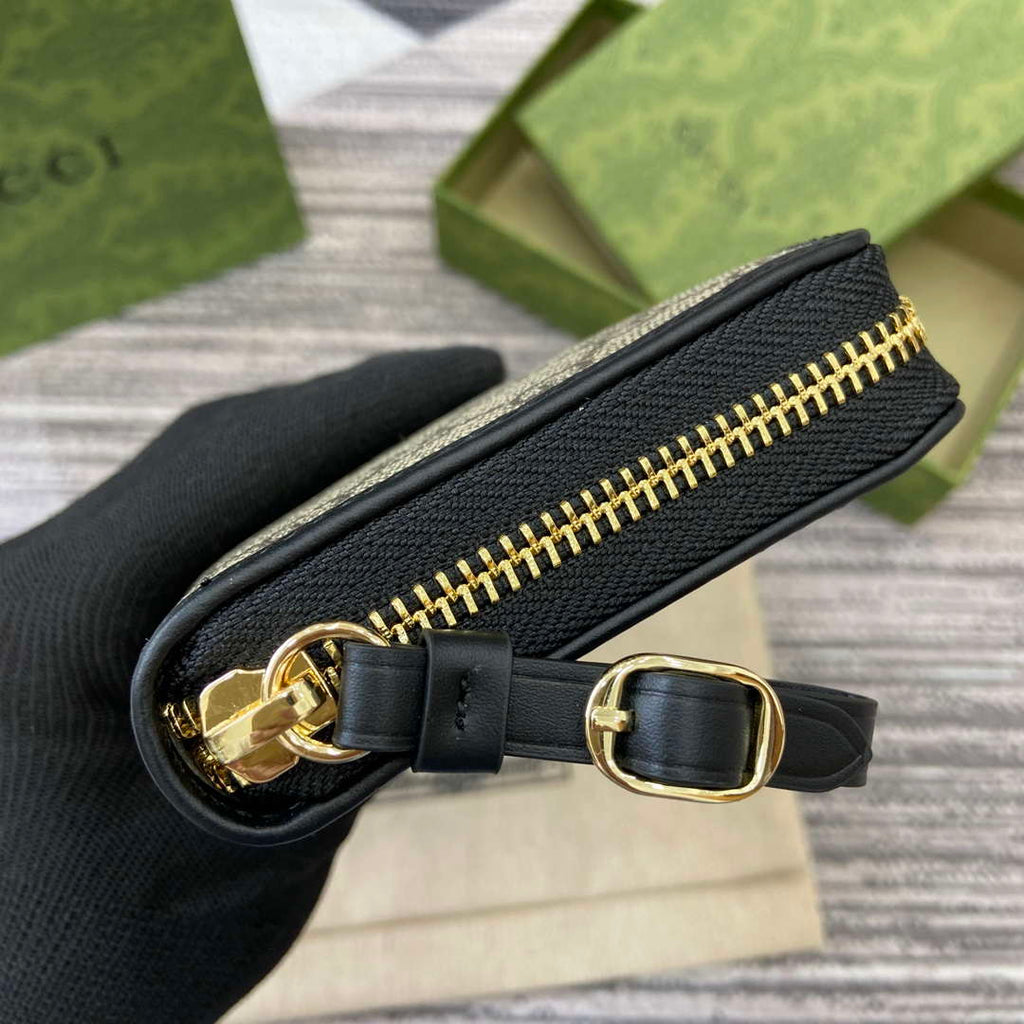 Gucci 821803 GG Emblem Beige and Black mini wallet