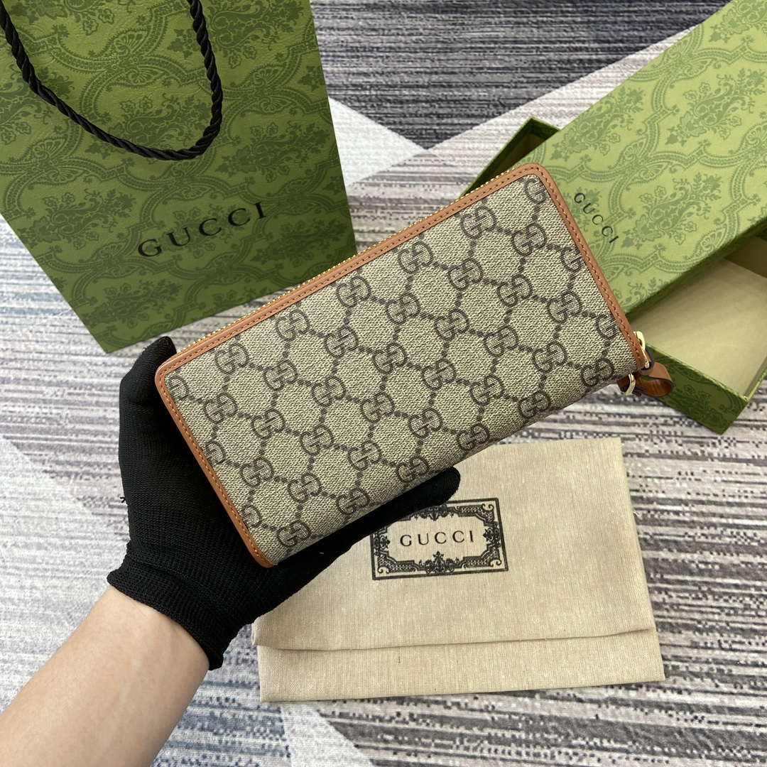 Gucci 821803 GG Emblem Beige and dark brown mini wallet