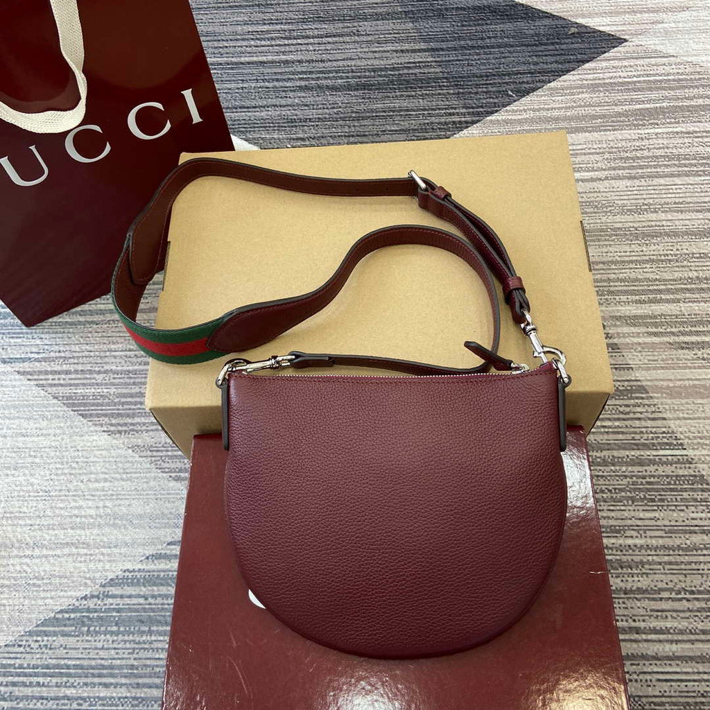 Gucci 824529 Gucci B Small Bag Ancora red