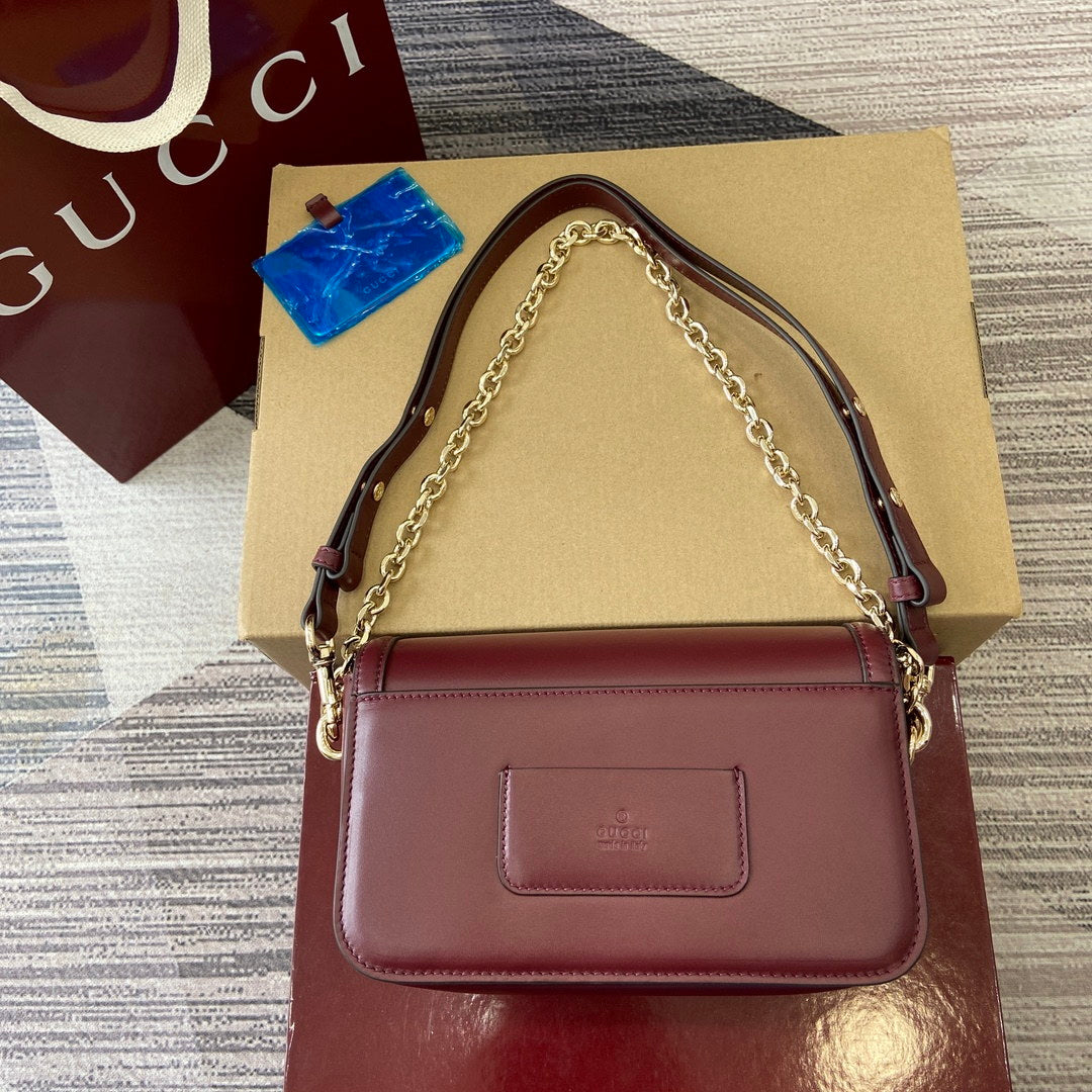 Gucci 826761 Go Small Shoulder Bag Anchora Red