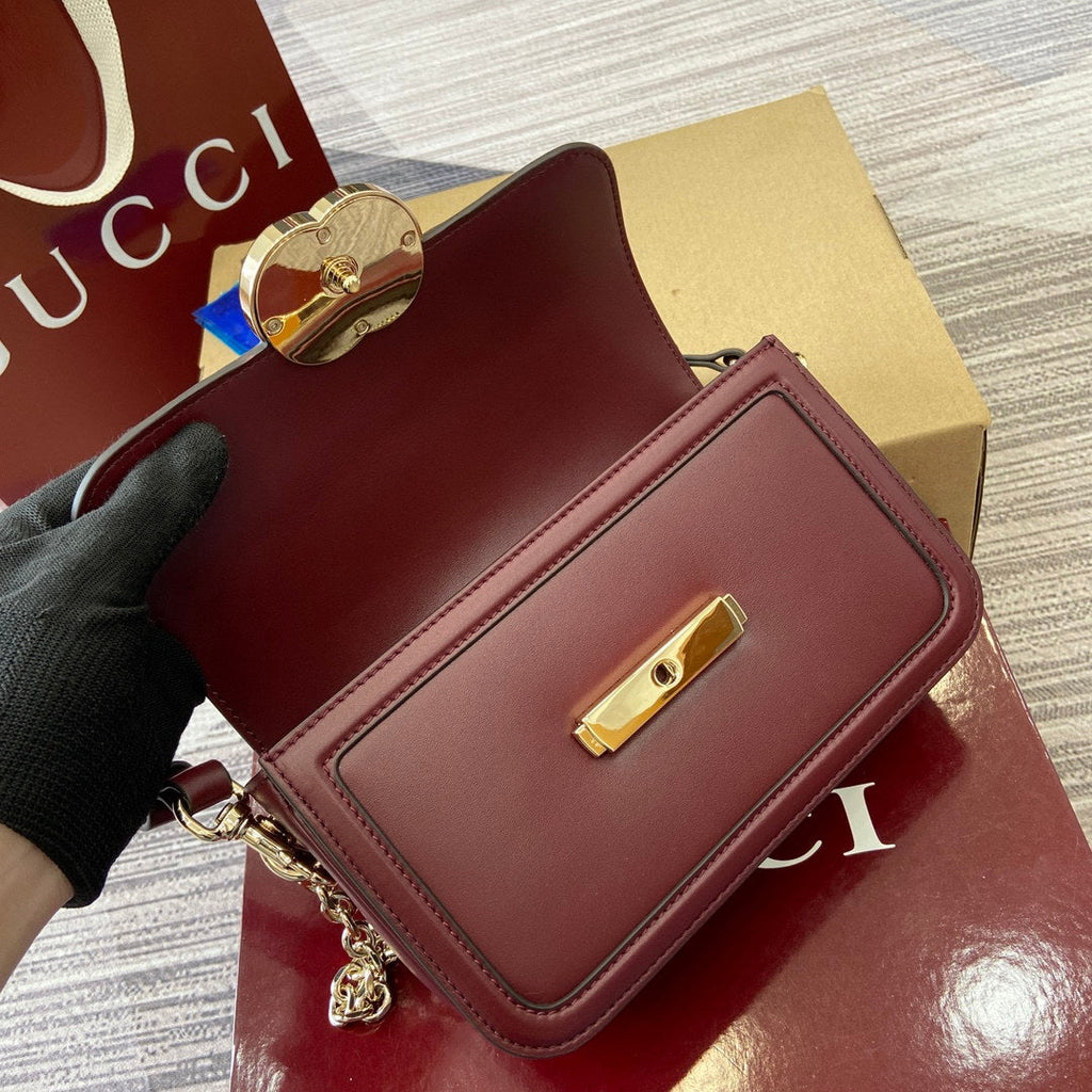 Gucci 826761 Go Small Shoulder Bag Anchora Red