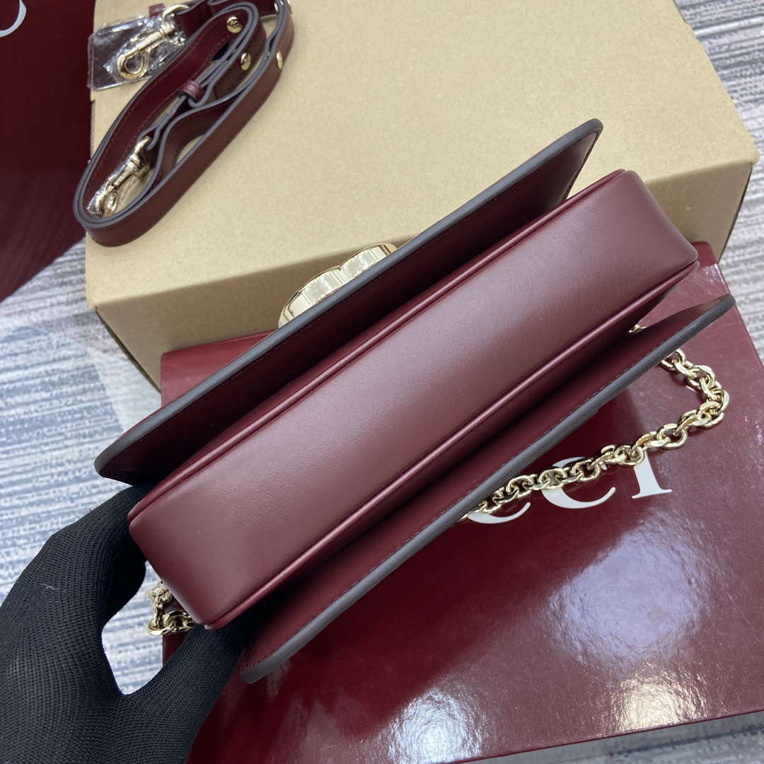Gucci 826761 Gucci Go Small Shoulder Bag Red