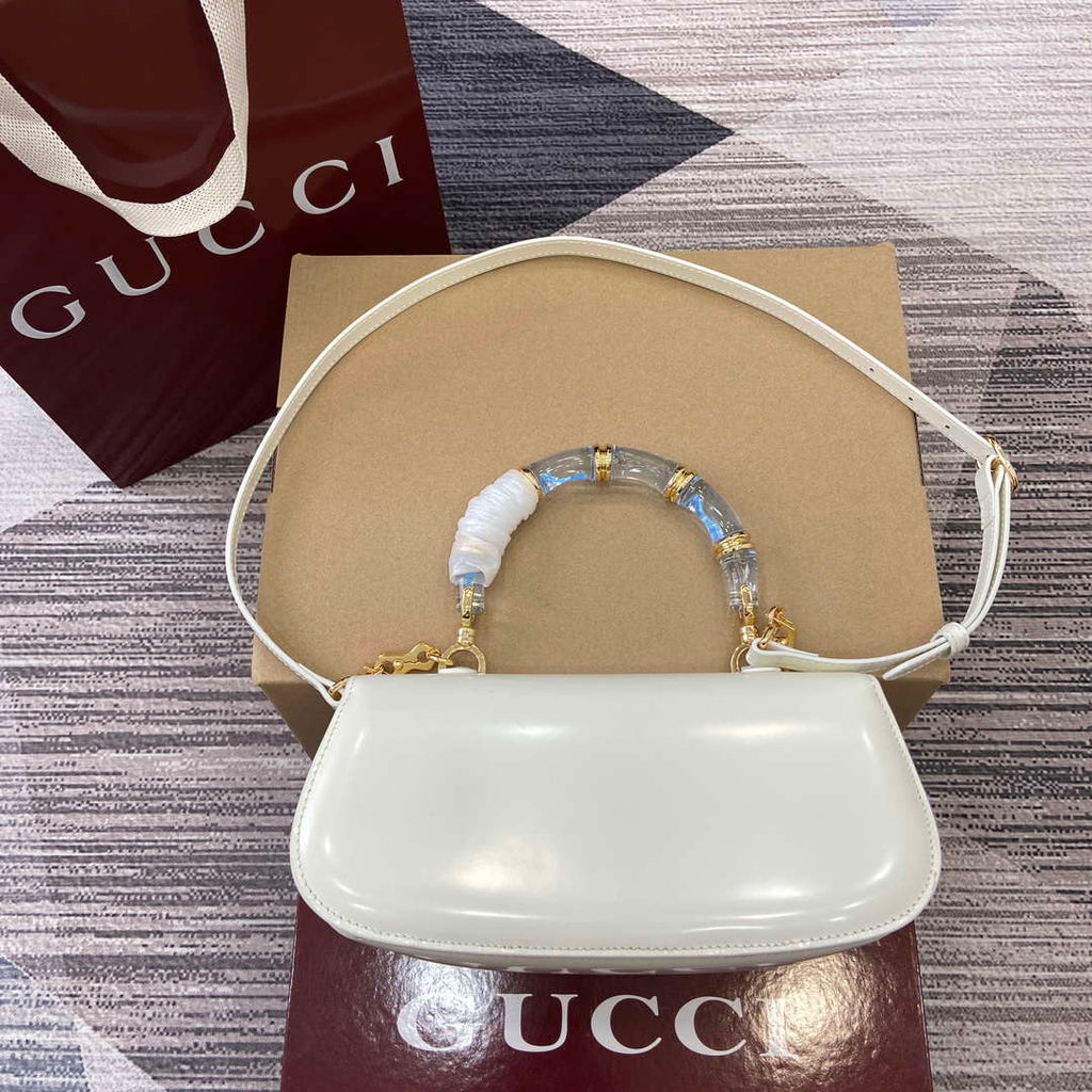 Gucci 827750 Gucci Bamboo Diva Medium Bag White