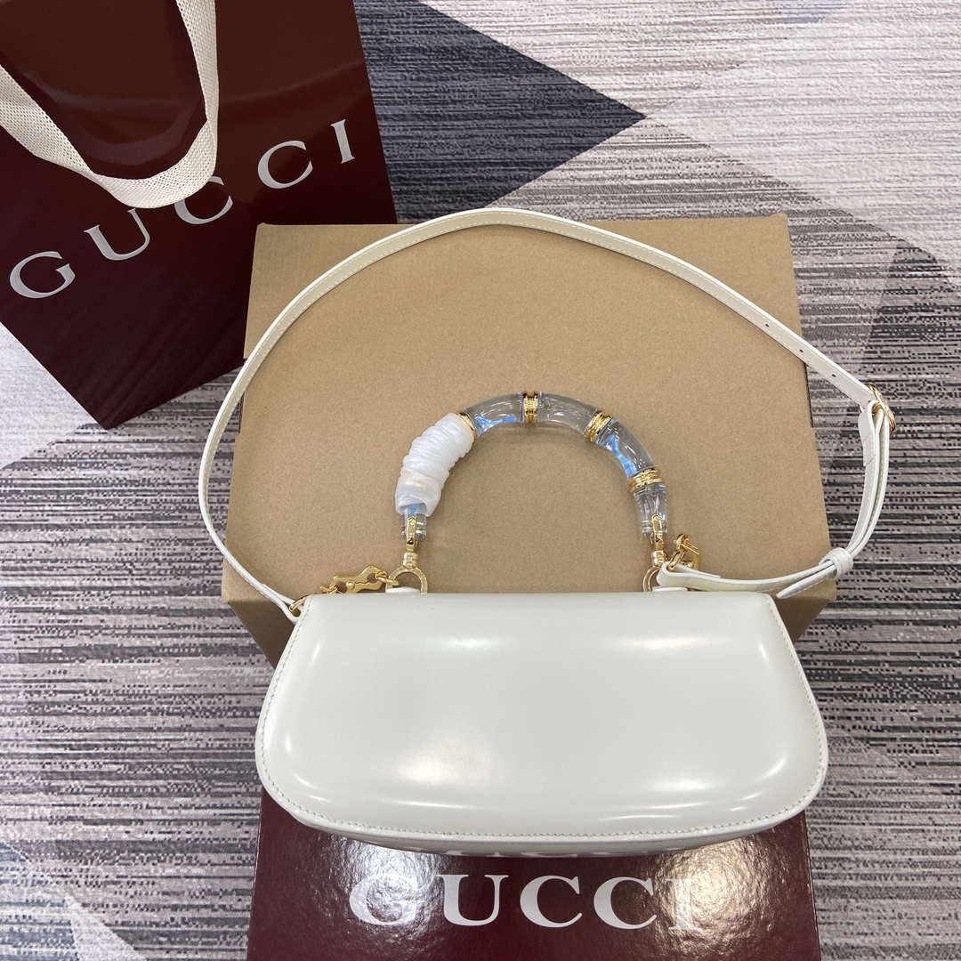 Gucci 827750 Gucci Bamboo Diva Medium Bag White