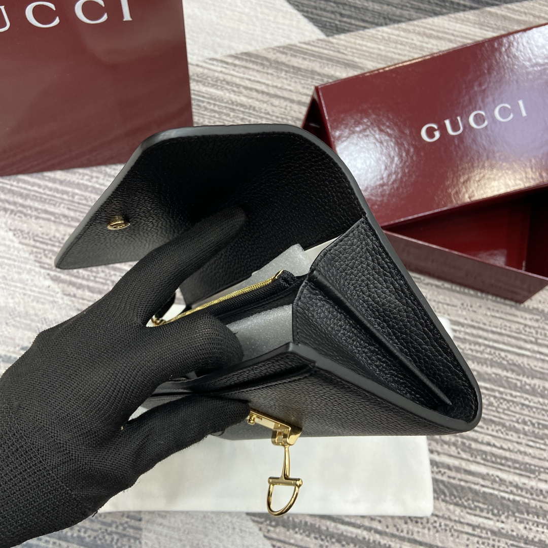 Gucci 828147 Gucci Softbit Continental Wallet Black