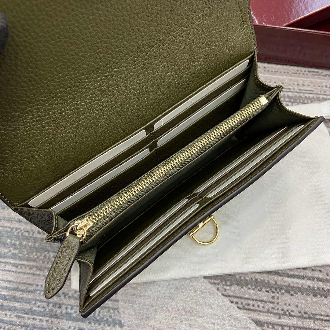 Gucci 828147 Gucci Softbit Continental Wallet Dark Green