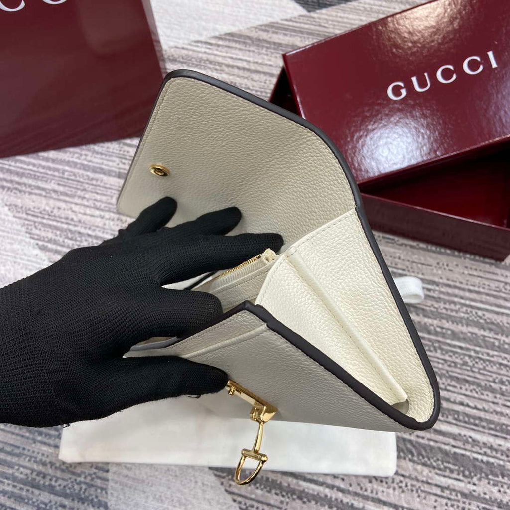 Gucci 828147 Gucci Softbit Continental Wallet White