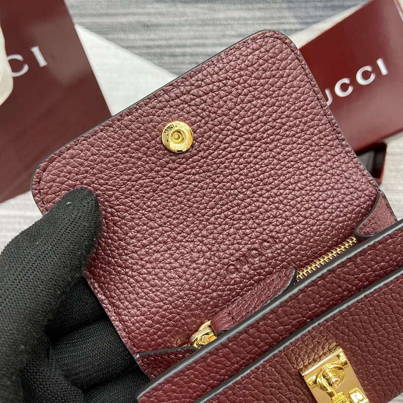 Gucci 828148 Gucci Softbit Card Case Ancora red