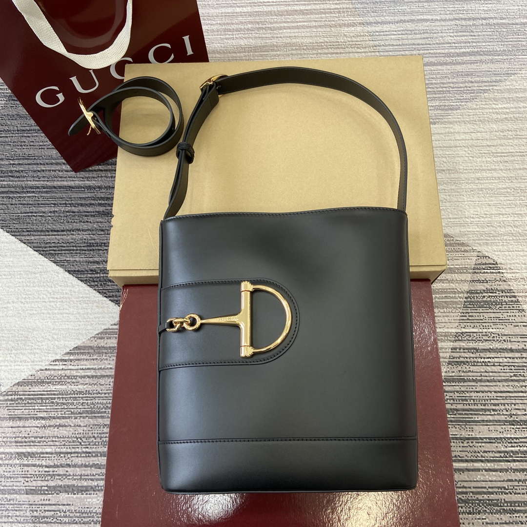 Gucci 833660 Gucci 73 Medium Bucket Bag Black smooth leather - Default Title - View 1