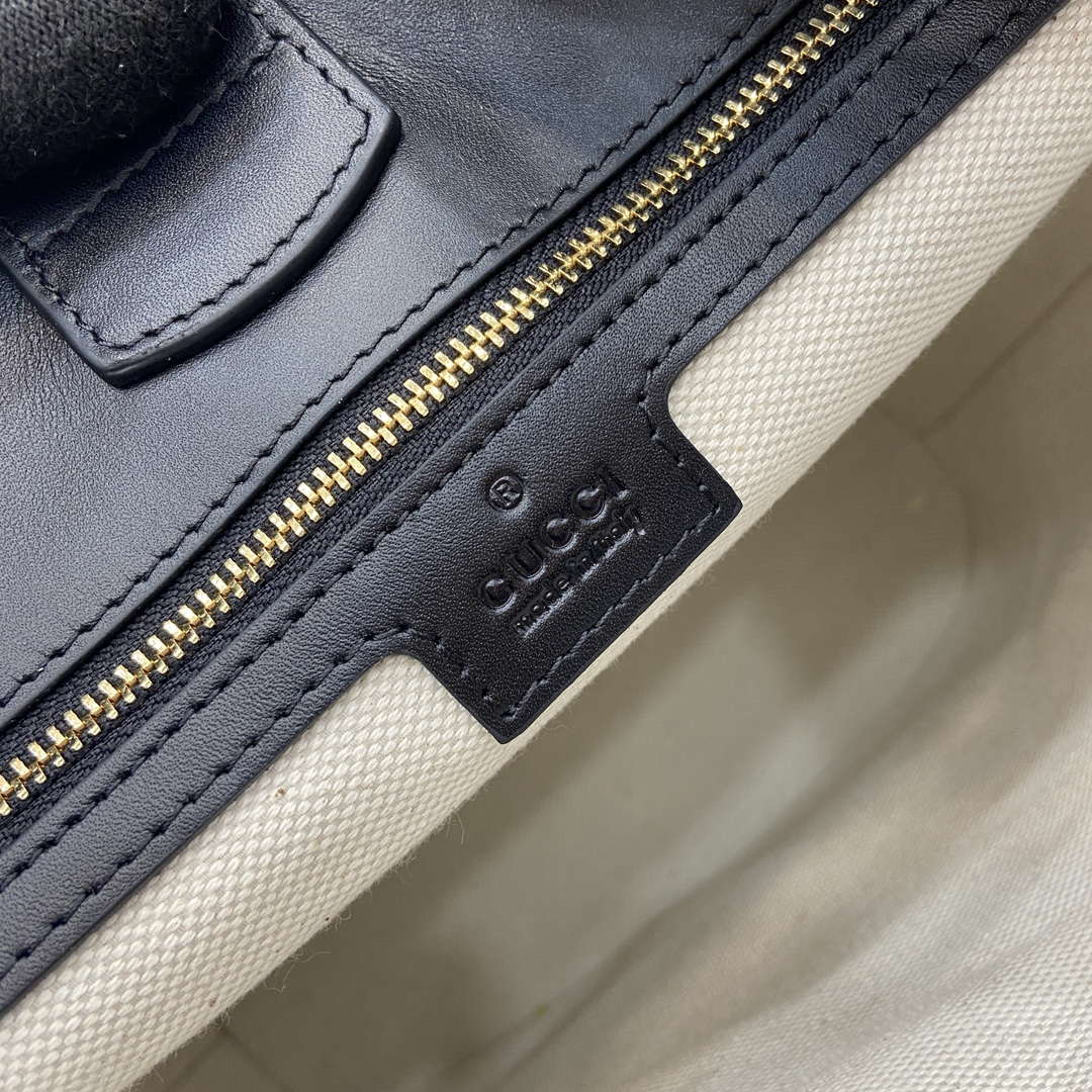 Gucci 833660 Gucci 73 Medium Bucket Bag Black smooth leather