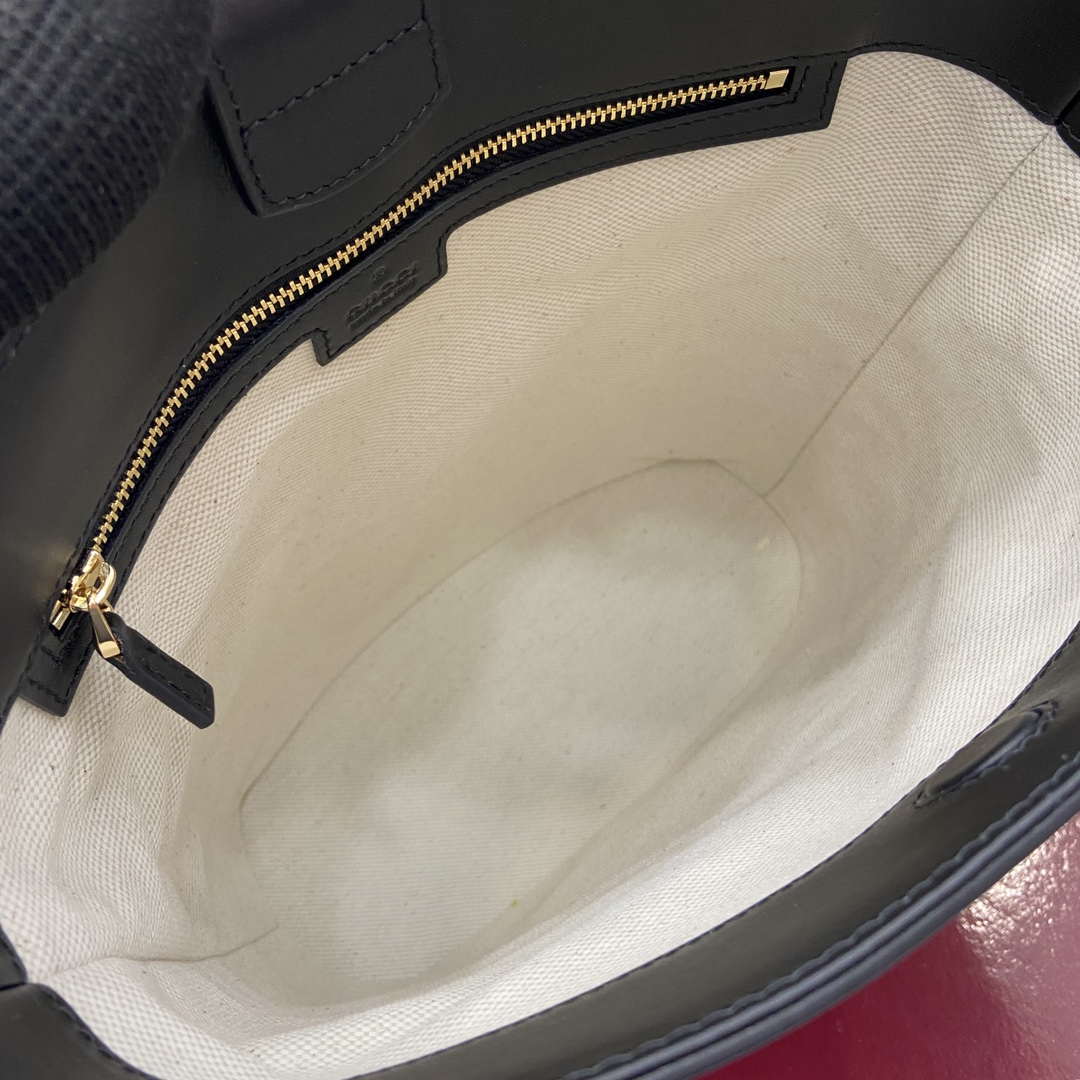 Gucci 833660 Gucci 73 Medium Bucket Bag Black smooth leather