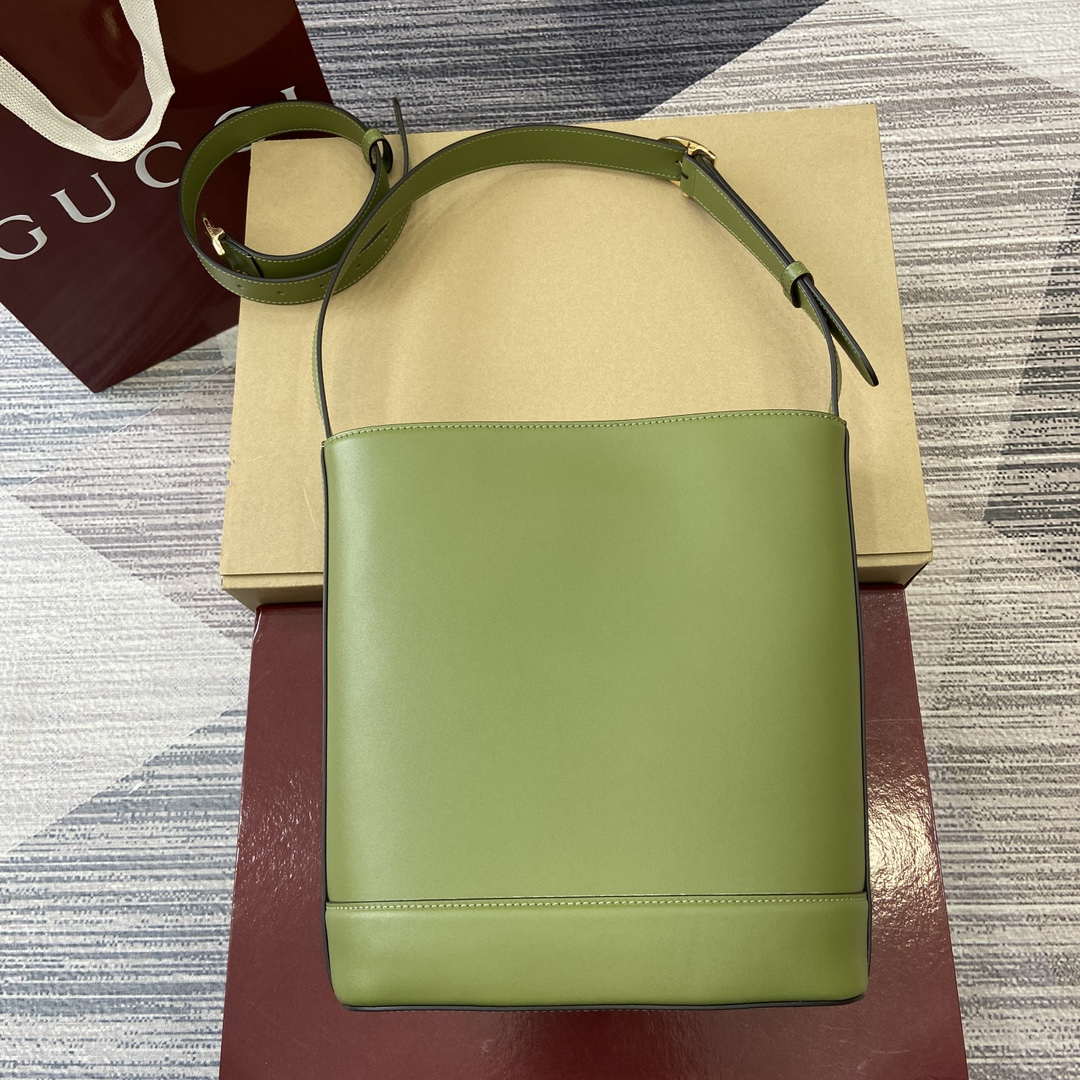 Gucci 833660 Gucci 73 Medium Bucket Bag Green smooth leather