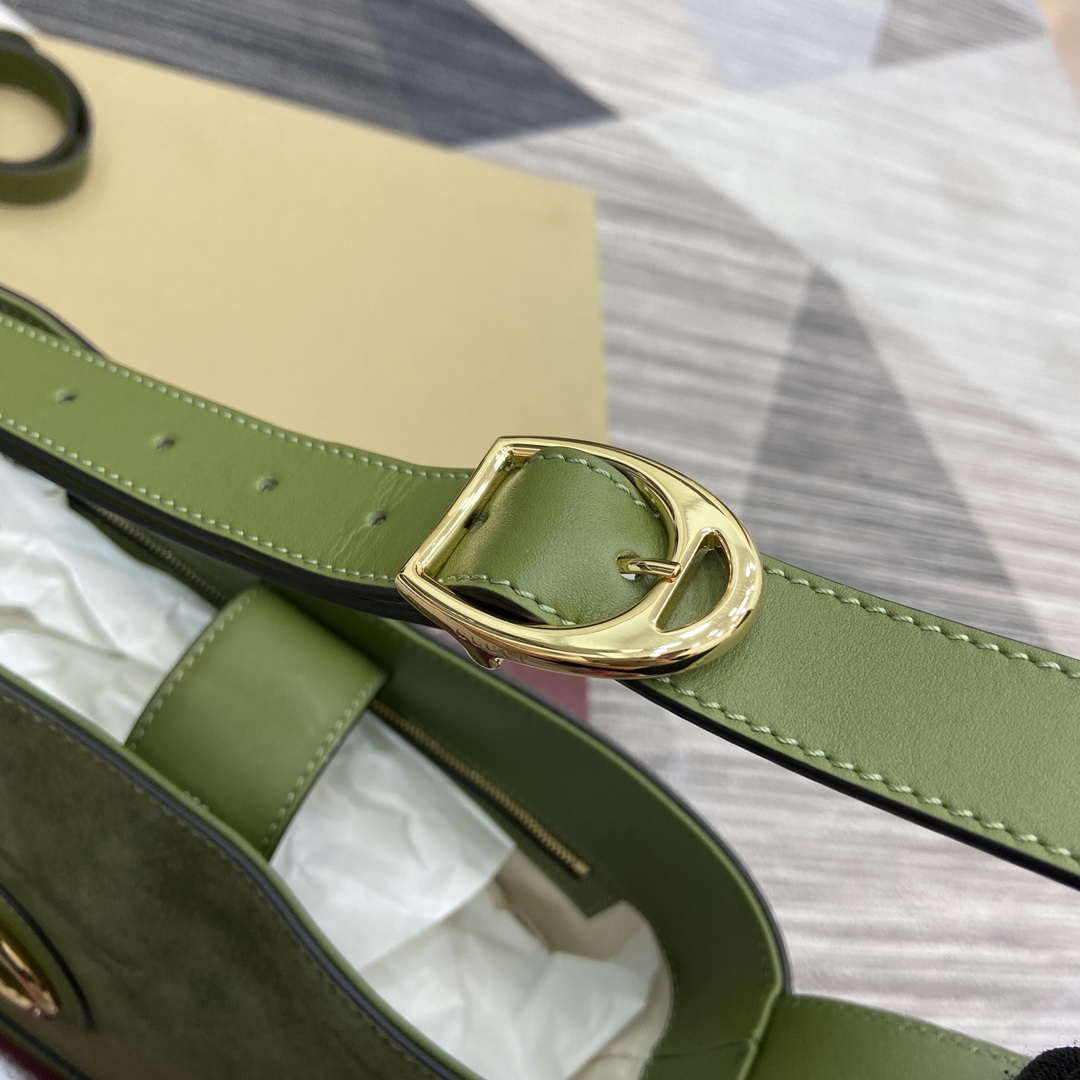 Gucci 833660 Gucci 73 Medium Bucket Bag Green Suede - Default Title - View 4