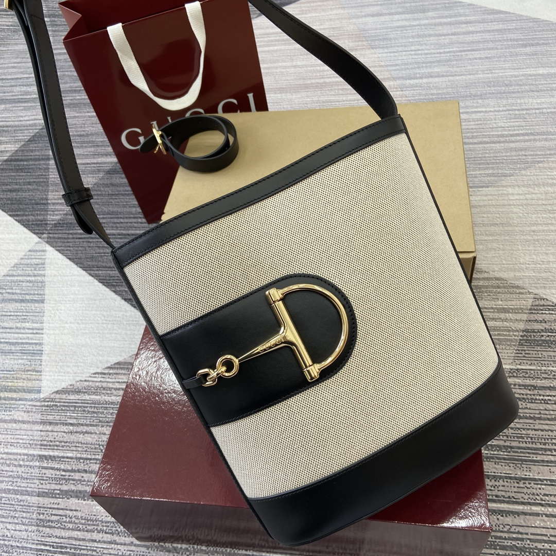 Gucci 833660 Gucci 73 Medium Bucket Bag Natural canvas