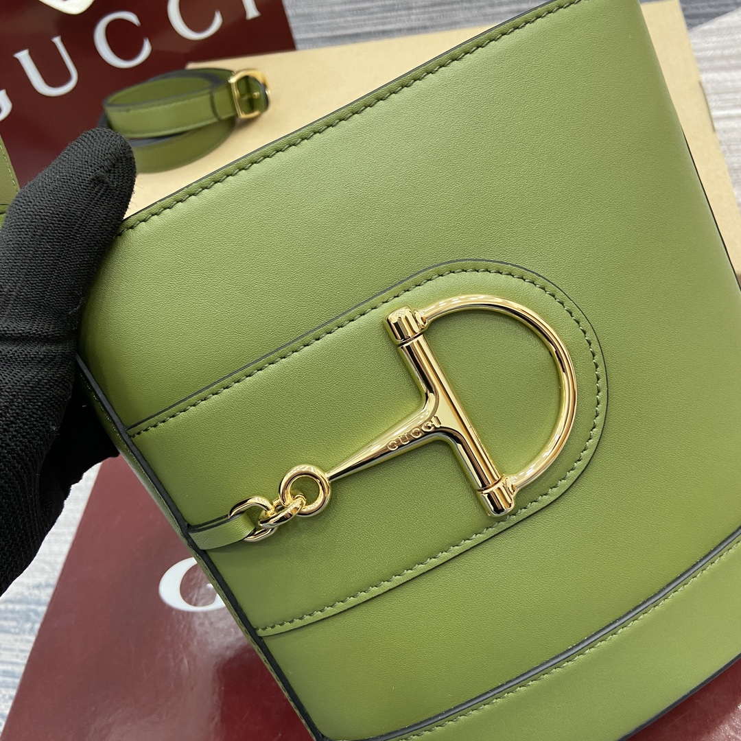 Gucci 833665 Gucci 73 Small Bucket Bag Green Leather - Default Title - View 5