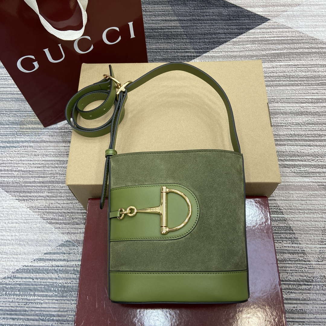 Gucci 833665 Gucci 73 Small Bucket Bag Green Suede - Default Title - View 1