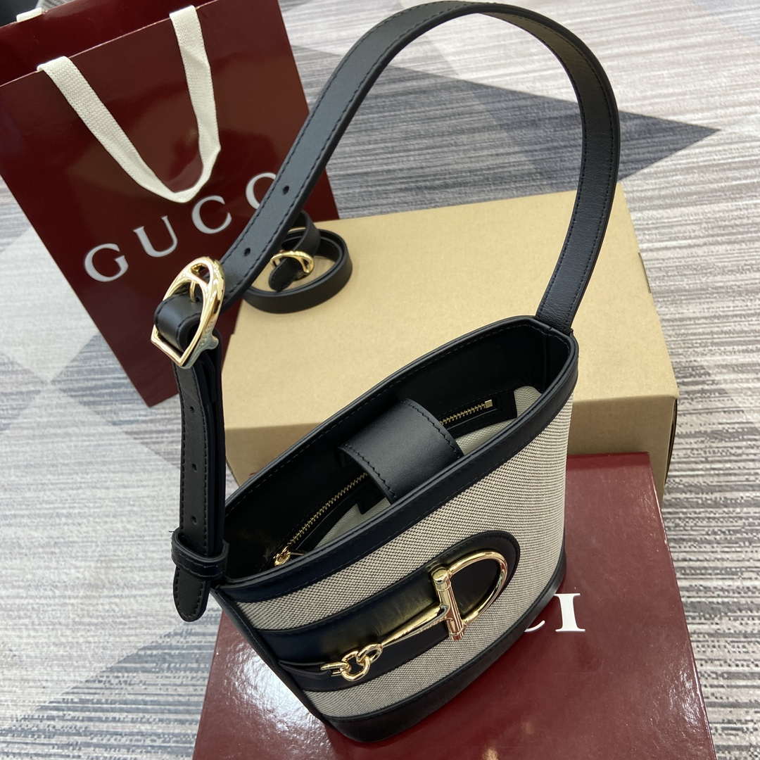 Gucci 833665 Gucci 73 Small Bucket Bag Natural Canvas