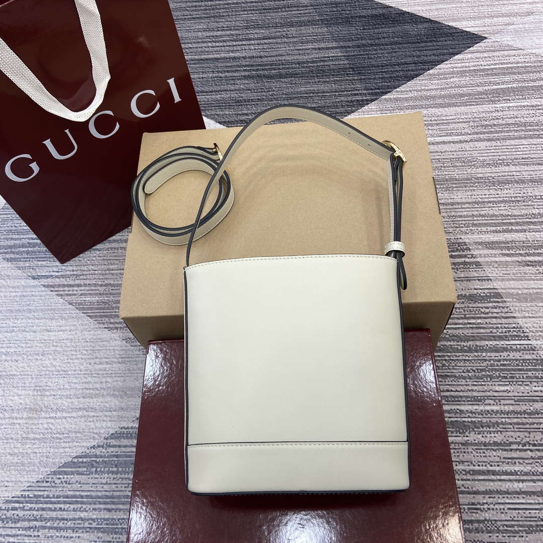Gucci 833665 Gucci 73 Small Bucket Bag White Leather
