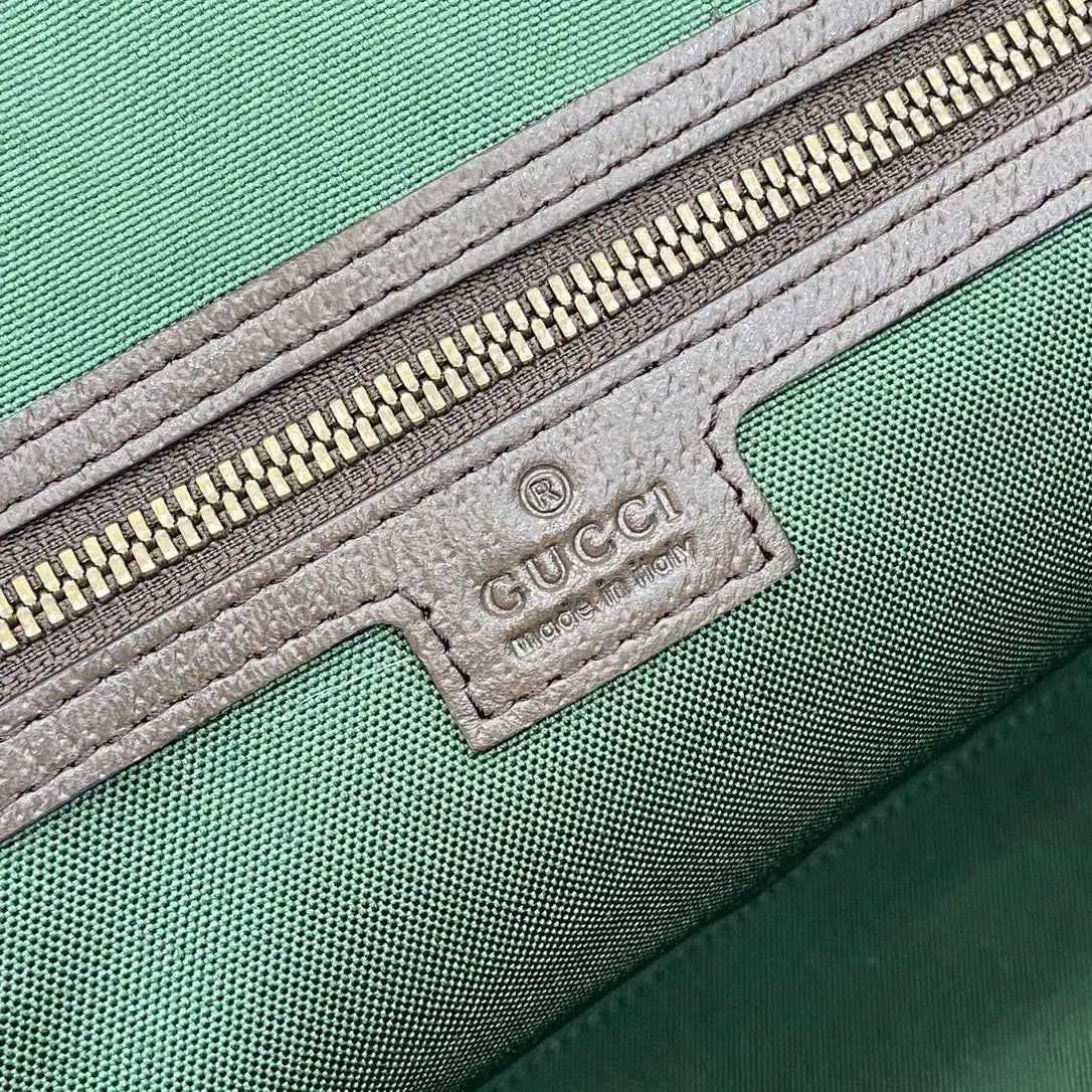 Gucci 834469 Gucci Savoy medium duffle bag beige and dark brown fabric