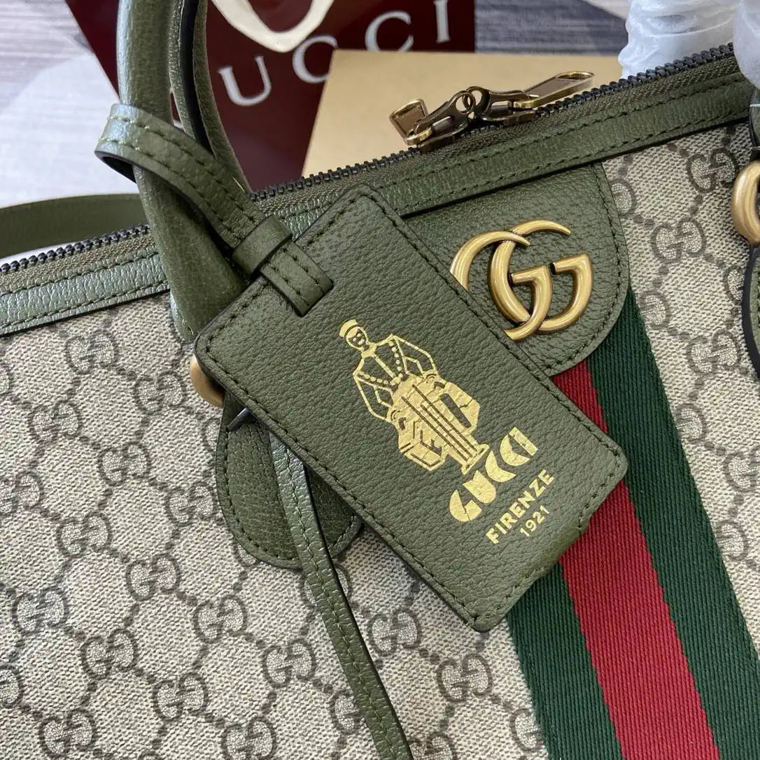 Gucci 834469 Gucci Savoy medium duffle bag beige and Green fabric