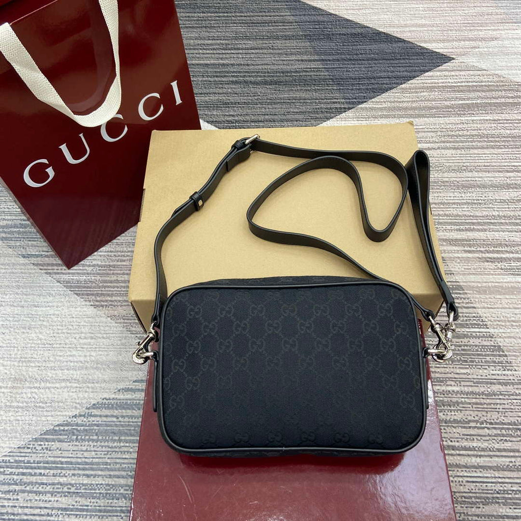 Gucci 834802 GG Canvas Small Crossbody Bag Black