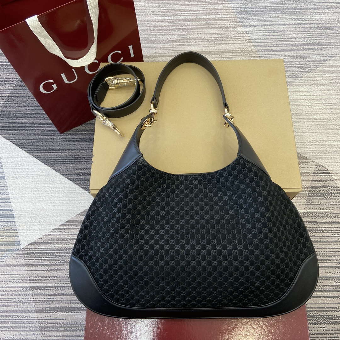 Gucci 834981 Gucci B medium Shoulder Bag Black Velvet Embossed - Default Title - View 1