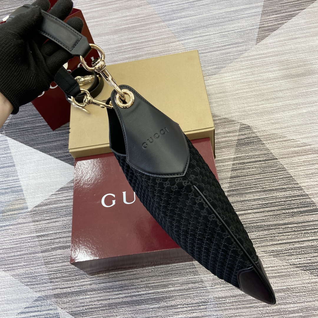 Gucci 834981 Gucci B medium Shoulder Bag Black Velvet Embossed