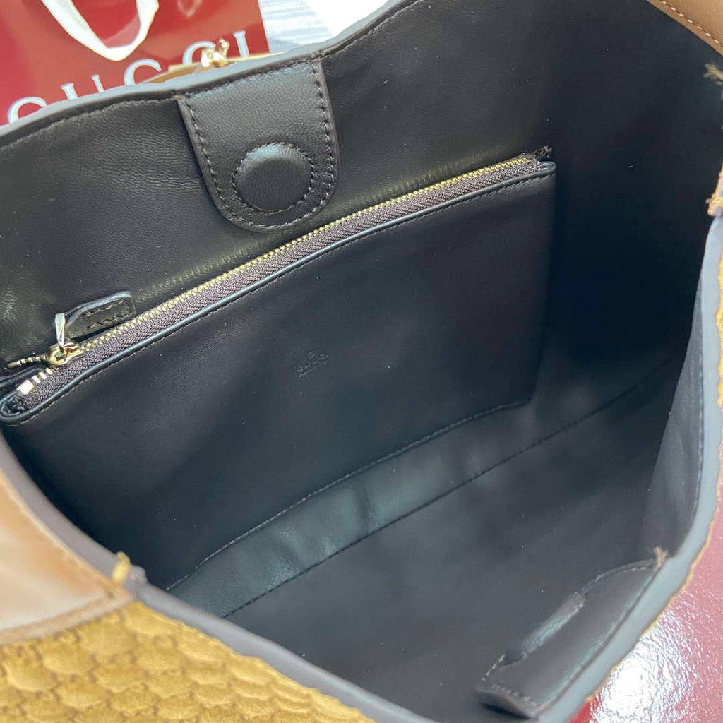 Gucci 834981 Gucci B medium Shoulder Bag Brown velvet embossed
